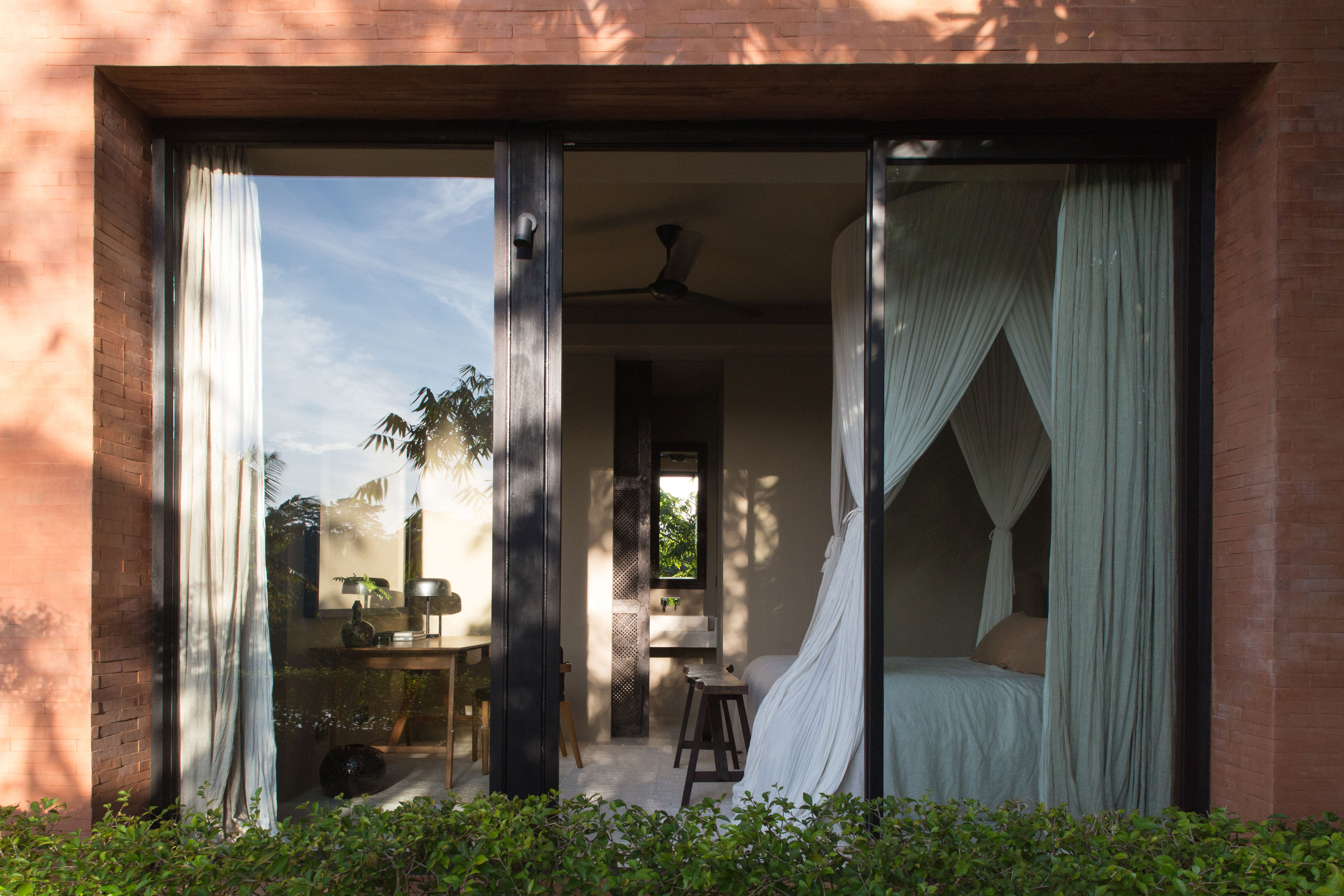 THE ESSENCE OF APPEARANCE