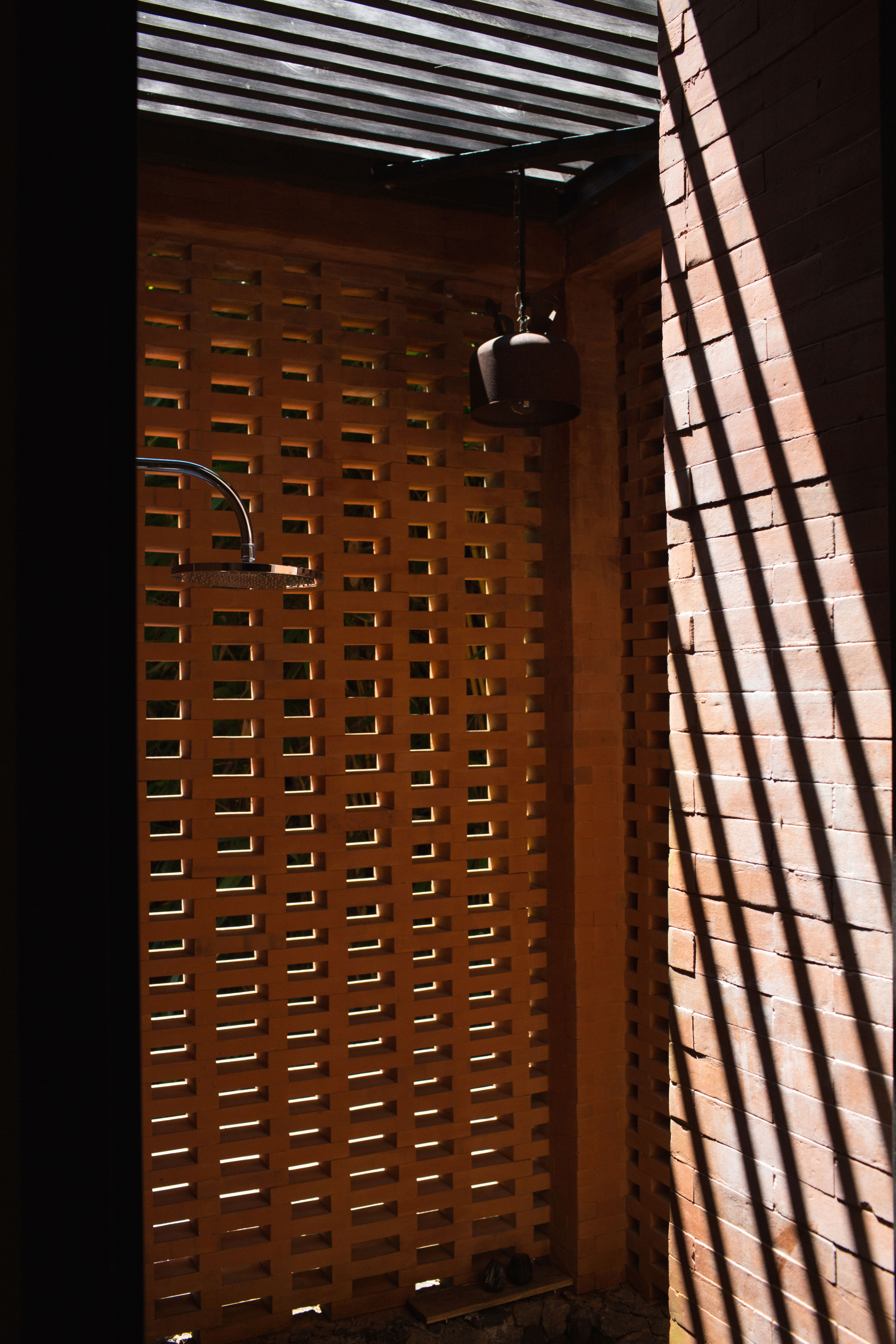 THE ESSENCE OF APPEARANCE